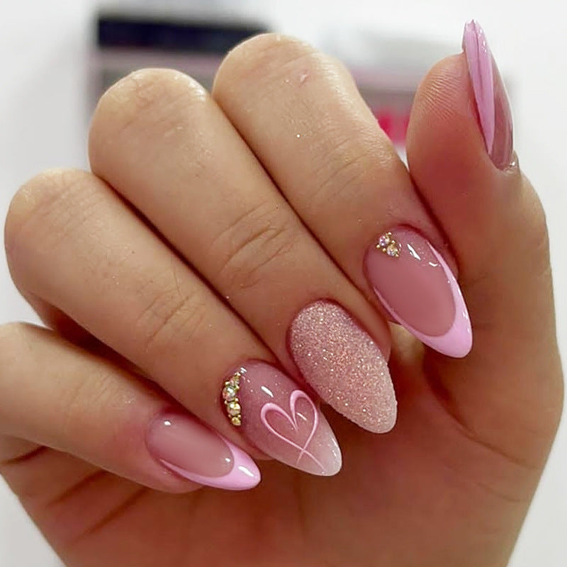 Kunstnagelset mit Glitzer- und Blumenverzierungen Brehn