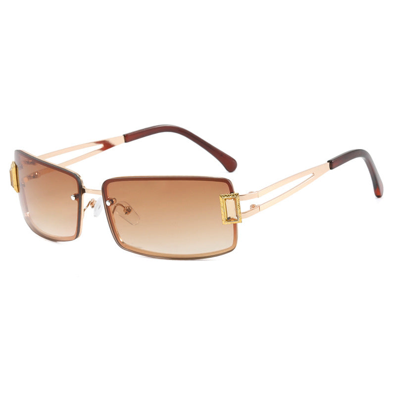 Damen stilvolle Sonnenbrille mit eleganten trapezförmigen Gläsern und filigranem Metallrahmen Brehn