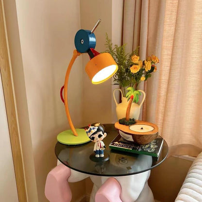 Kreative Schreibtischlampe mit verstellbarem Arm
