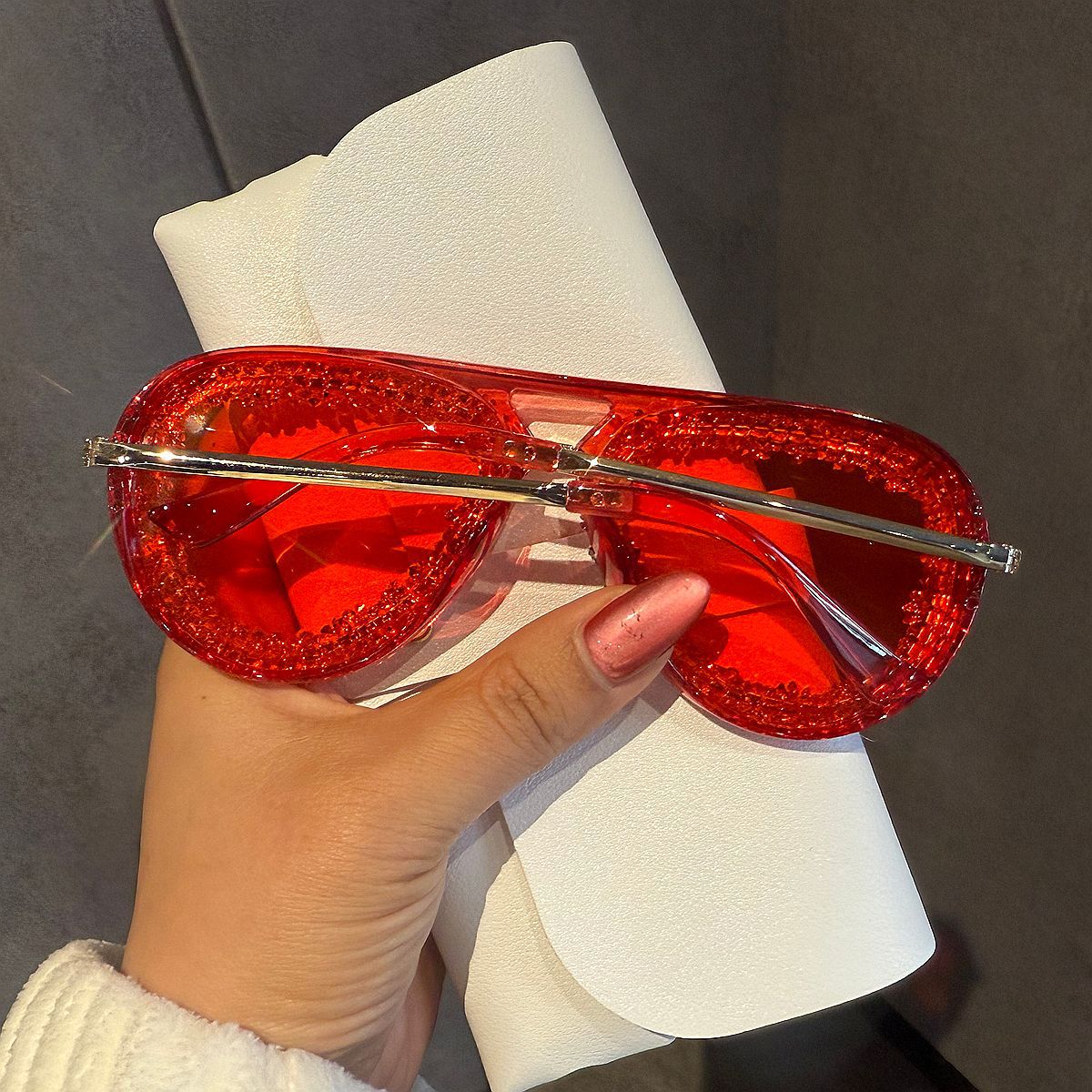 Damen extravagante Herz-Sonnenbrille mit funkelndem Strassrahmen Brehn