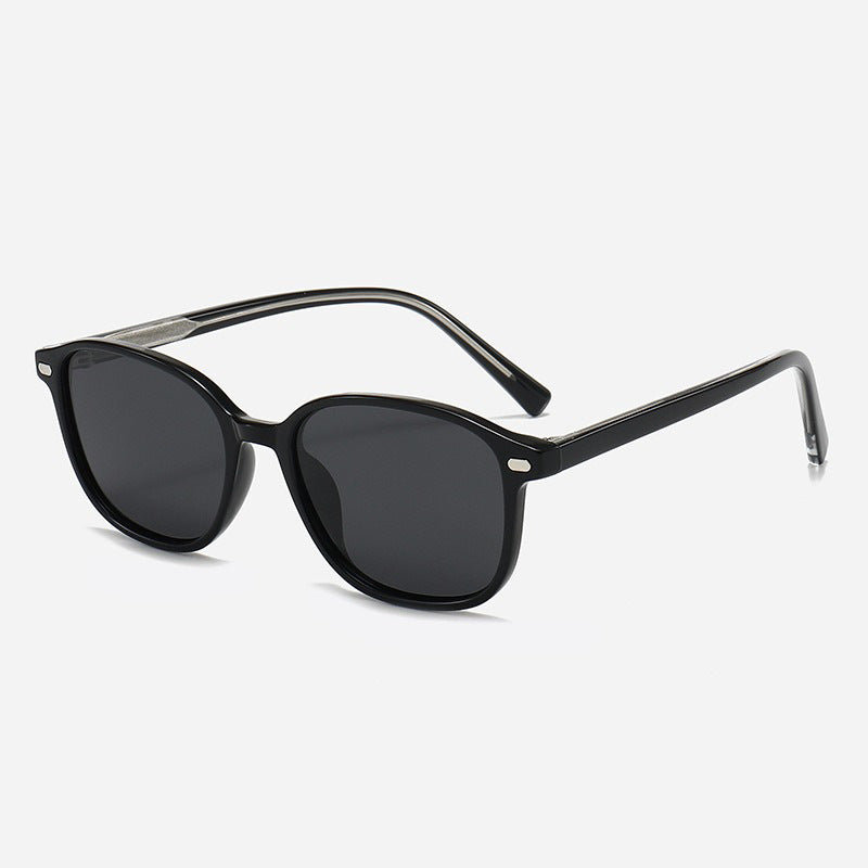 Damen modische Sonnenbrille im zeitlosen Retro-Stil Brehn