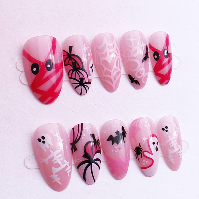 Verspielte Halloween-Themen Nagelkunst