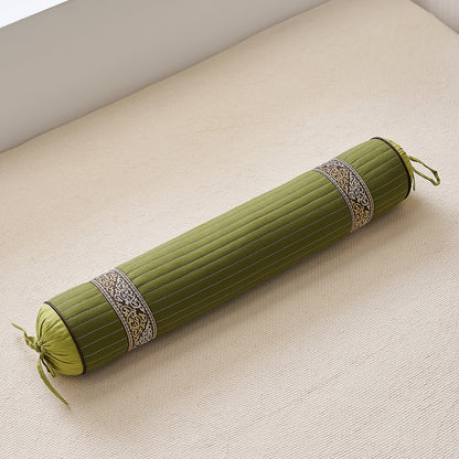 Meditationsrolle mit Dekorativem Design Brehn