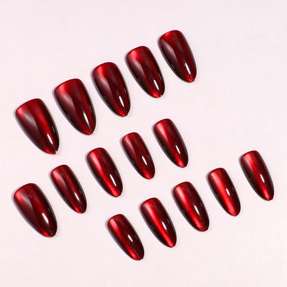 Glänzendes mandelförmiges Press-On-Nagelset Brehn