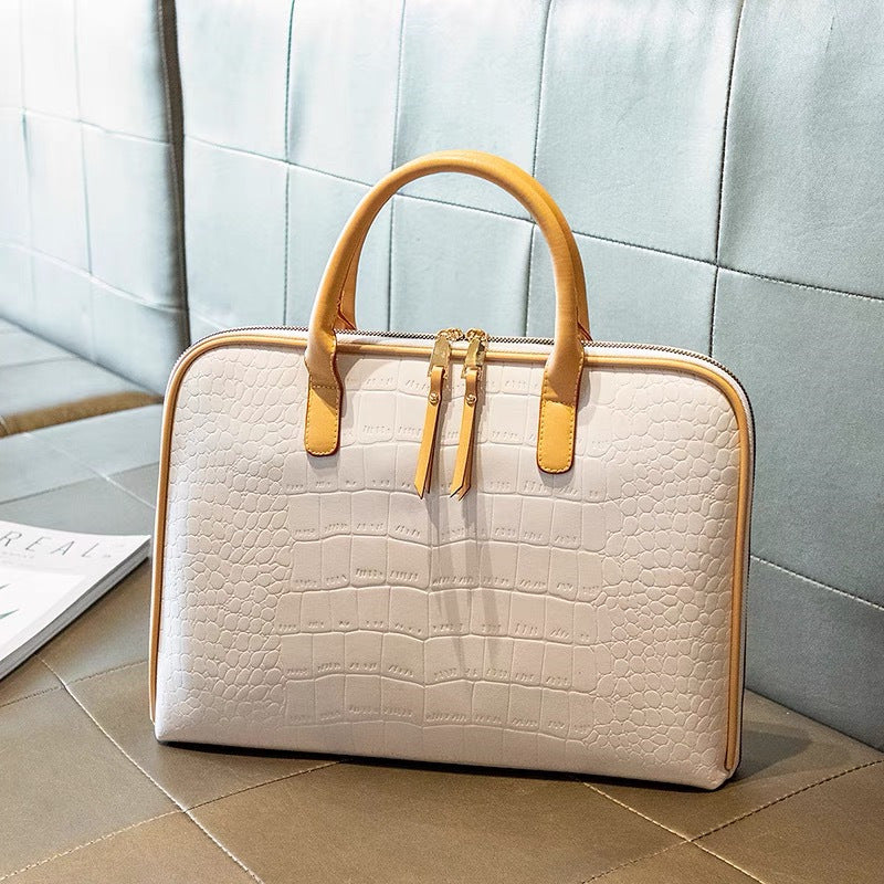 Elegante Handtasche Im Krokodil-Look Brehn
