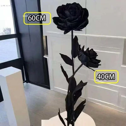 Lebensechte schwarze Rose Dekorationsskulptur