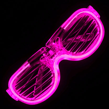 Leuchtende Herzbrille