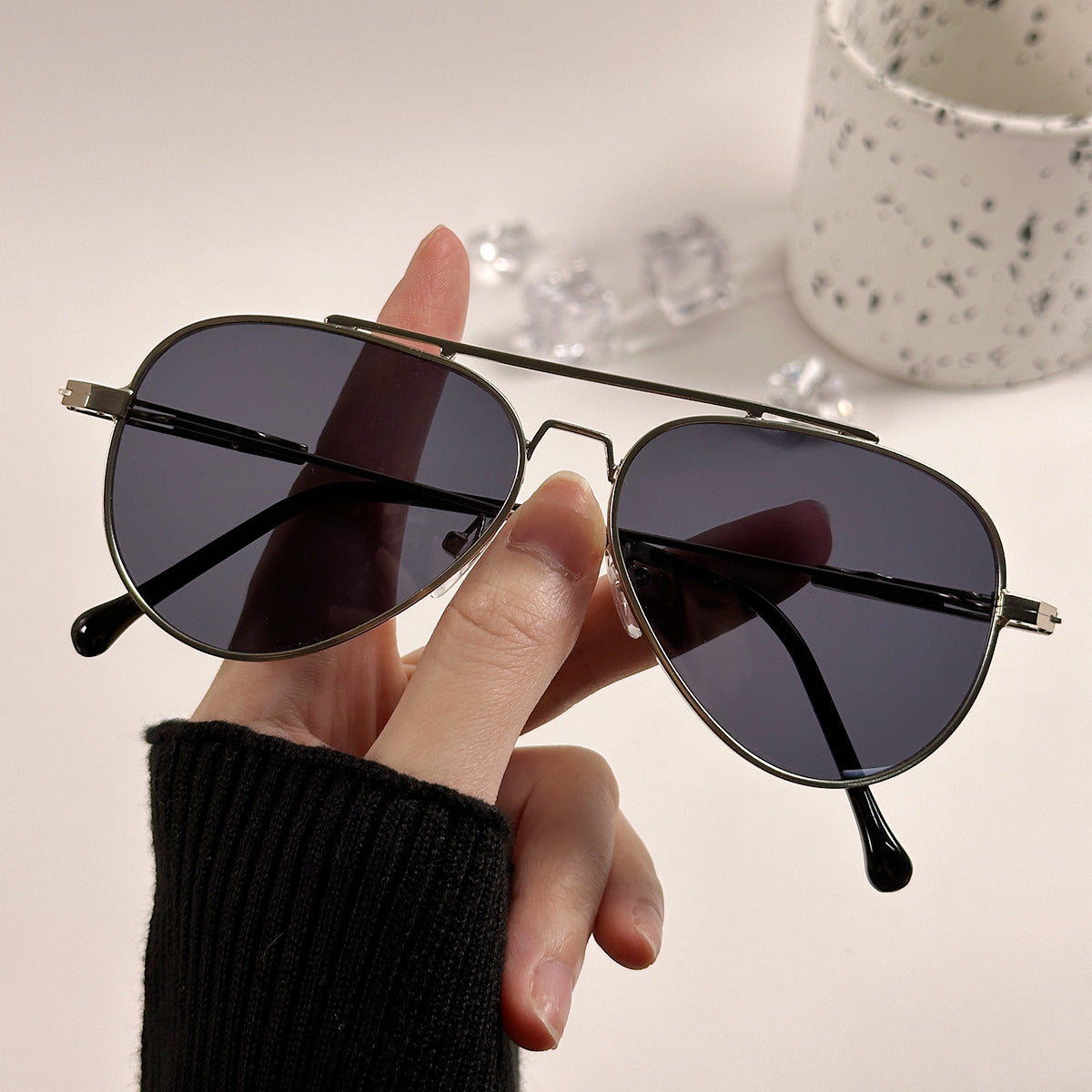 Damen zeitlose Piloten-Sonnenbrille mit hochwertigem Rahmen Brehn