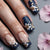 Kunstnägel mit floralen Akzenten und Glamour-Effekten Brehn
