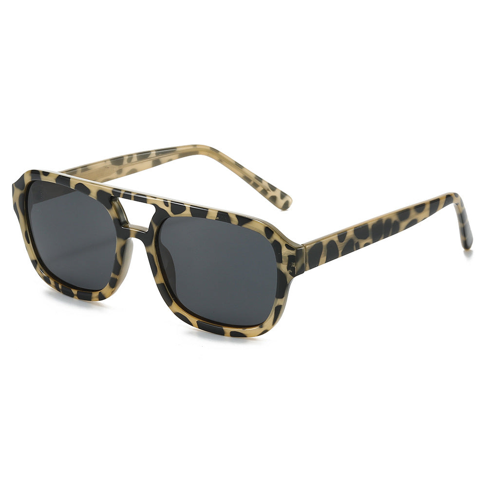 Damen modische Sonnenbrille im eleganten, kantigen Design Brehn