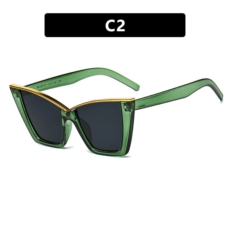 Damen extravagante Sonnenbrille mit einzigartigem Design und goldenen Akzenten Brehn