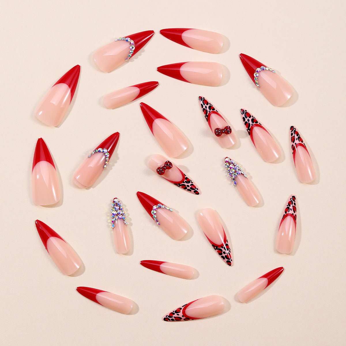 Dekorative Tierdruck Stiletto Nagelverlängerungen Brehn