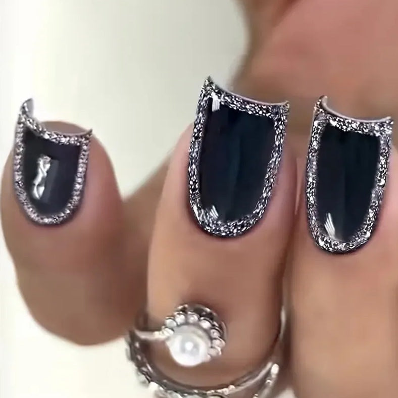 Luxuriöse elegante Nagelkunst Brehn