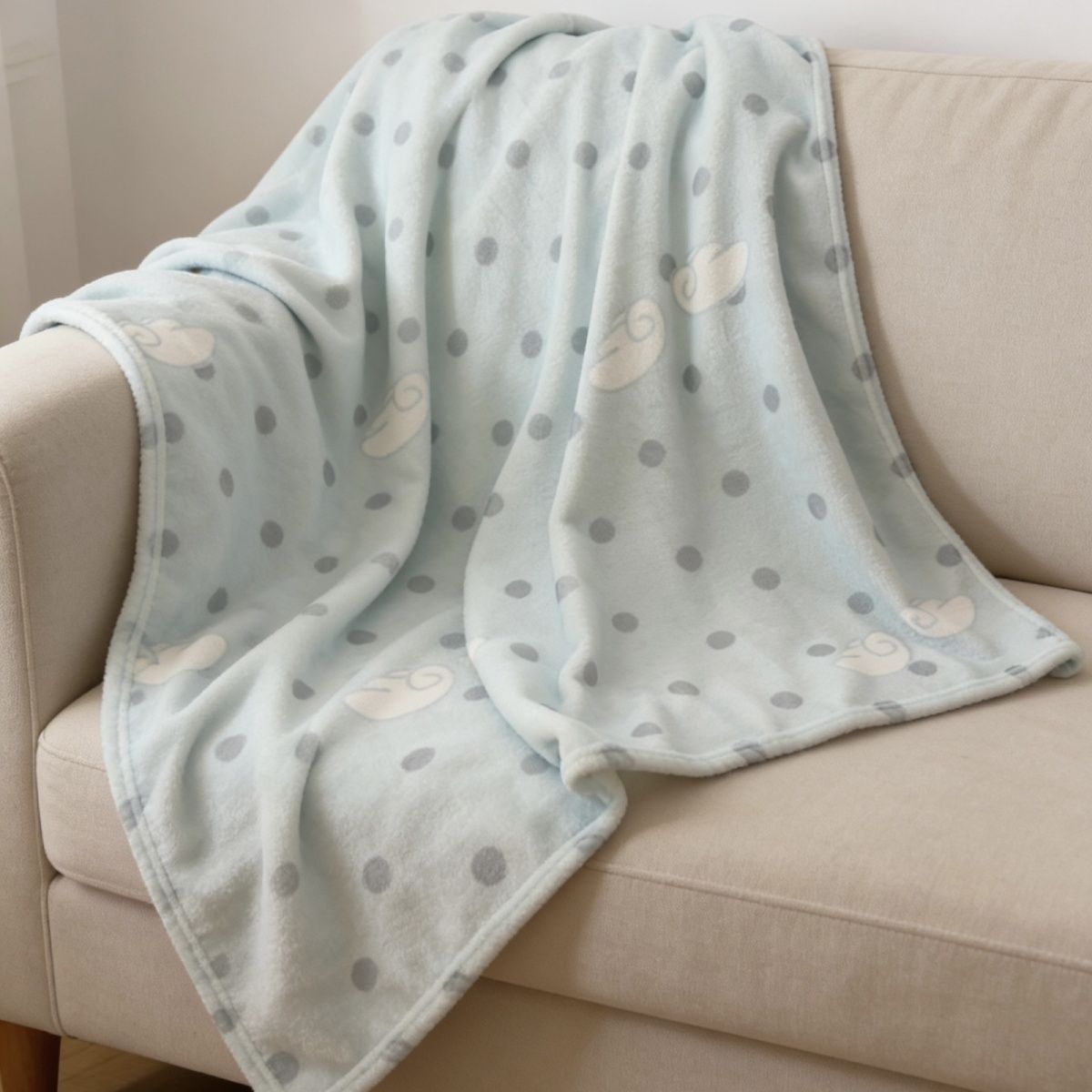 Weiche Fleece-Punkte-Decke