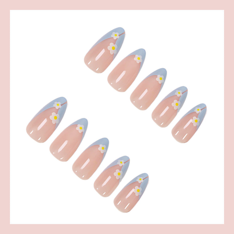 Kunstnagelset mit eleganten Blumen- und Pastellverzierungen Brehn