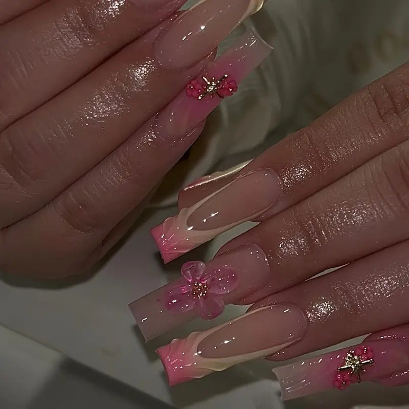 Floral Akzent Nagelkunst Verlängerungen Brehn