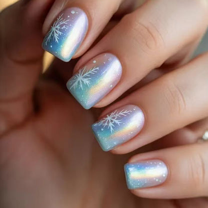 Künstlerische Winterwunderland Nagelkunst Brehn