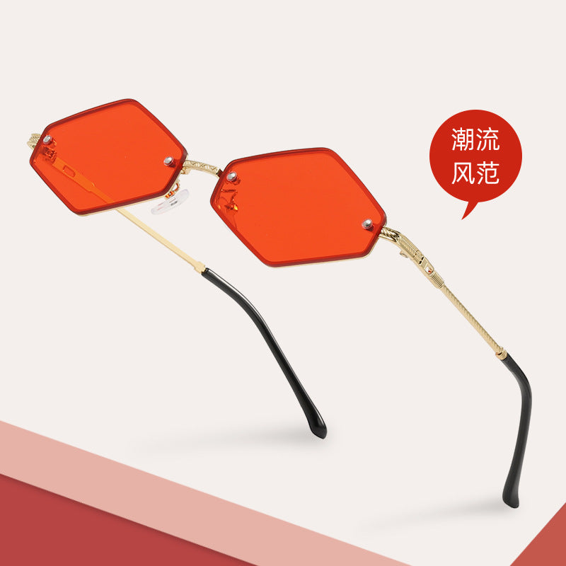 Damen Herzförmige Sonnenbrille im trendigen Design Brehn
