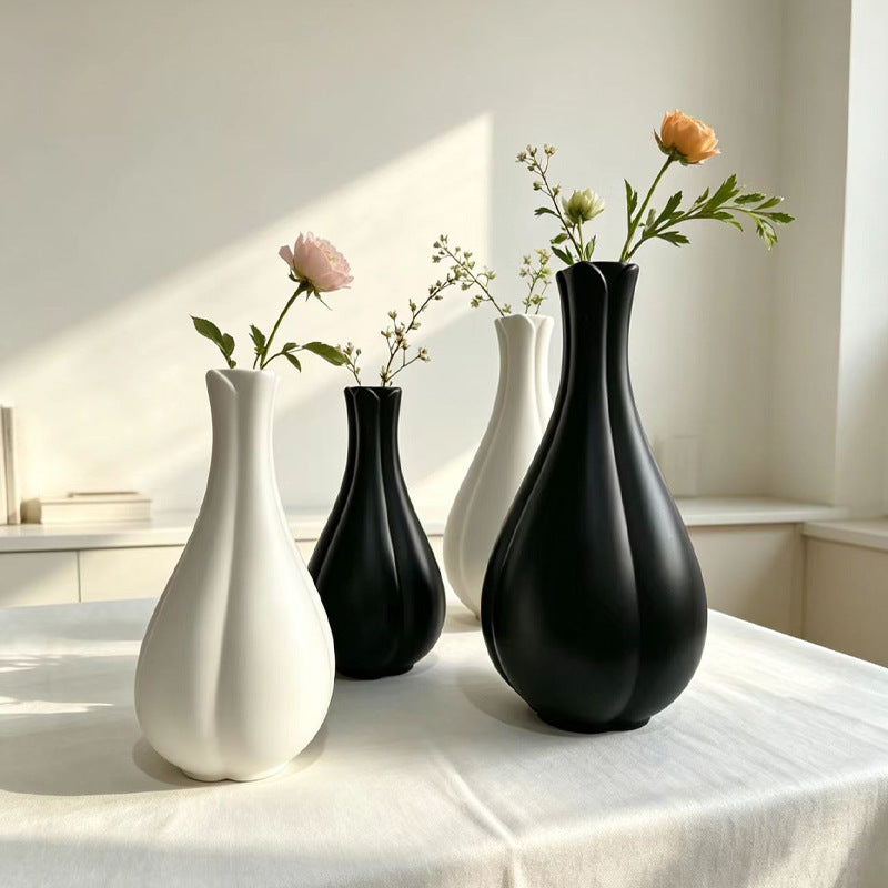 Elegante minimalistische tulpenförmige Vase Brehn