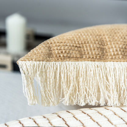 Elegantes Zierkissen mit strukturiertem Baumwollbezug