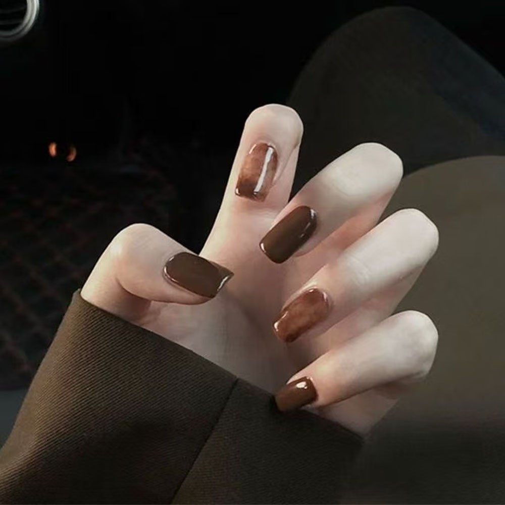Elegante Nagelpflege Brehn