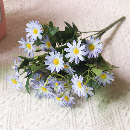 Lebensechter Blumenstrauß