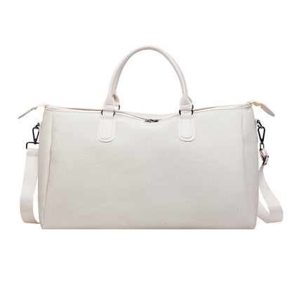 Geräumige Reisetasche mit mehreren Taschen