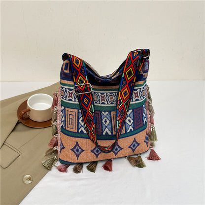 Bohemian Quasten Schultertasche