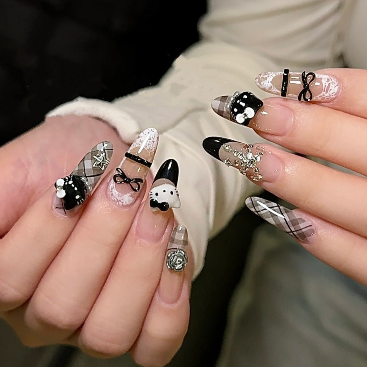Themen Press-On Nail Art Set Brehn