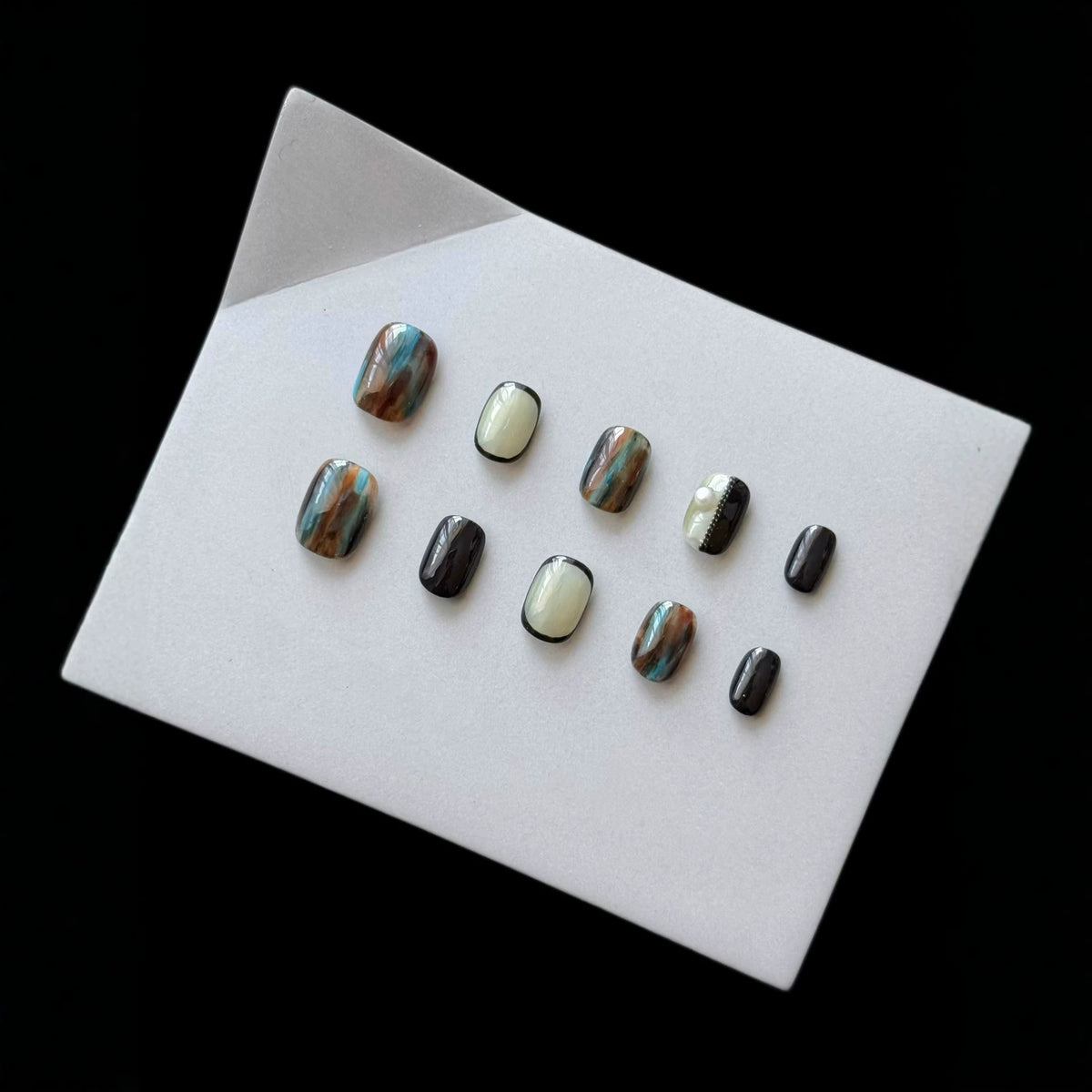 Künstlerisches abstraktes Press-On-Nagelset