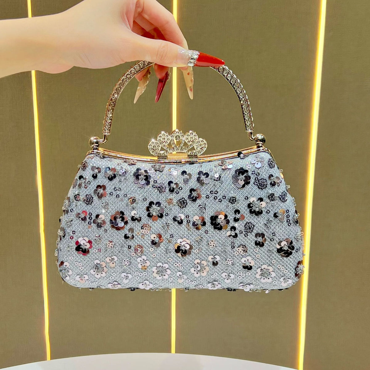 Verzierte Abend-Handtasche