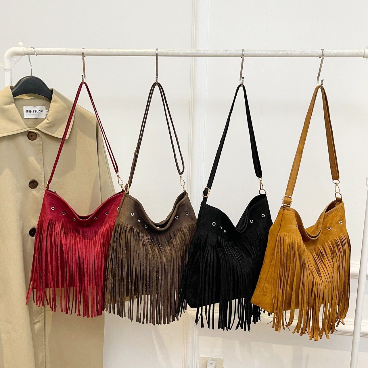 Suede Fringe Schultertasche Brehn