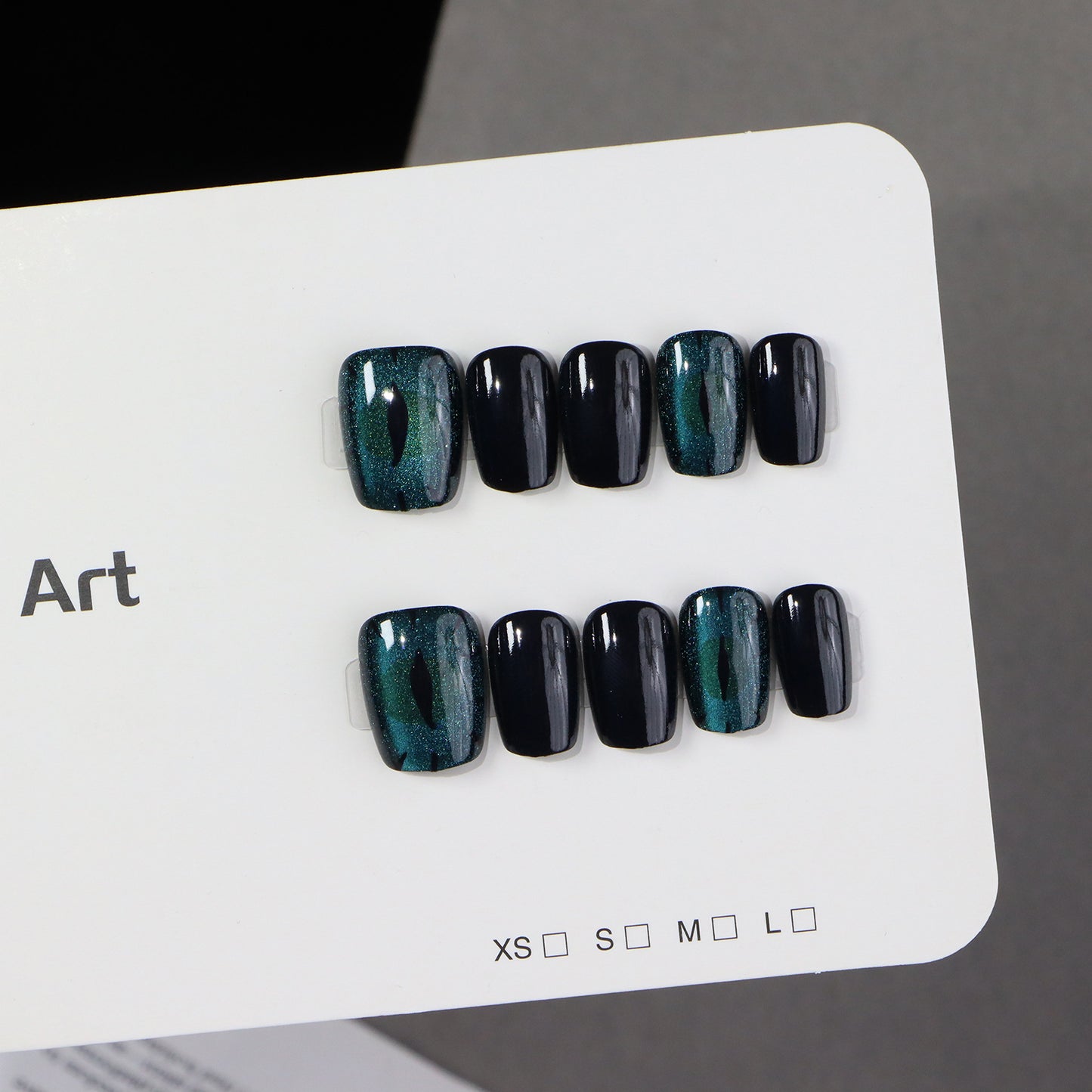 Stylische Press-On Nagelkunst Kollektion Brehn