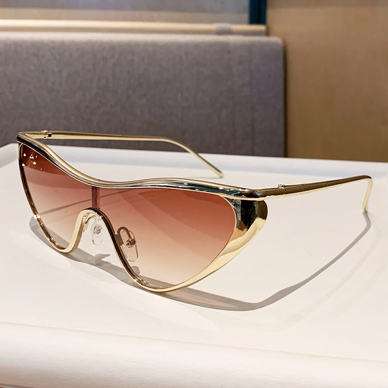Damen futuristische Oversized-Sonnenbrille mit markantem Design Brehn
