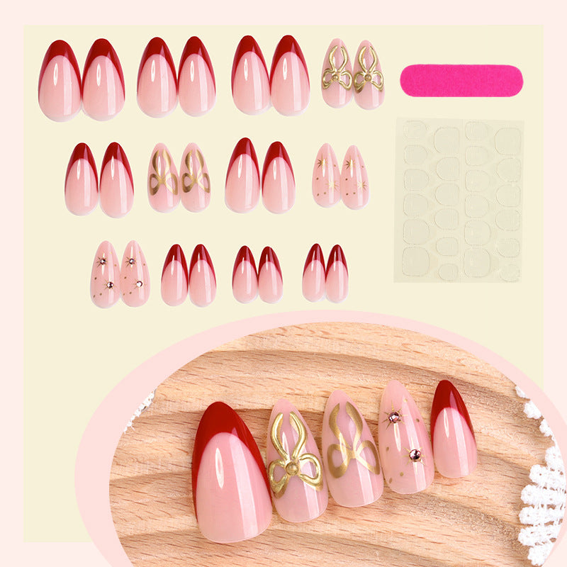 Designer Kunstnagelset mit elegantem Spitzen-Design Brehn