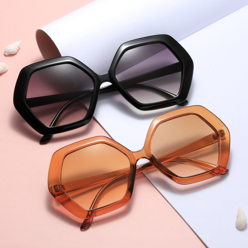 Damen geometrische Sonnenbrille mit modernem Design Brehn