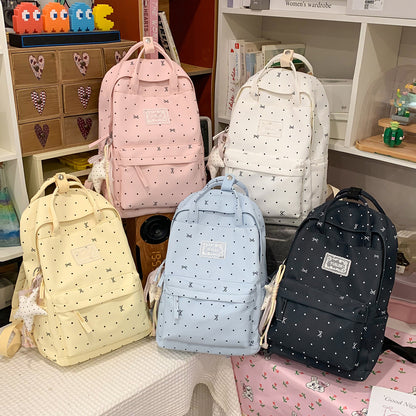 Stylischer gepunkteter Rucksack Brehn