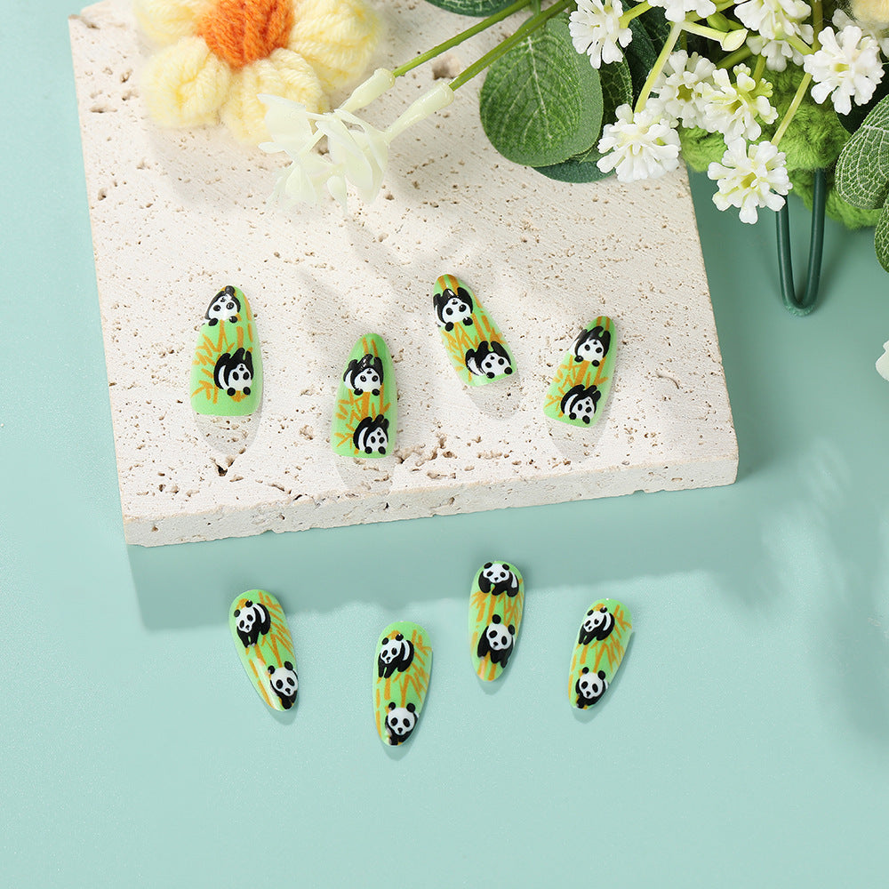 Kunstnägel mit niedlichem Panda-Motiv Brehn
