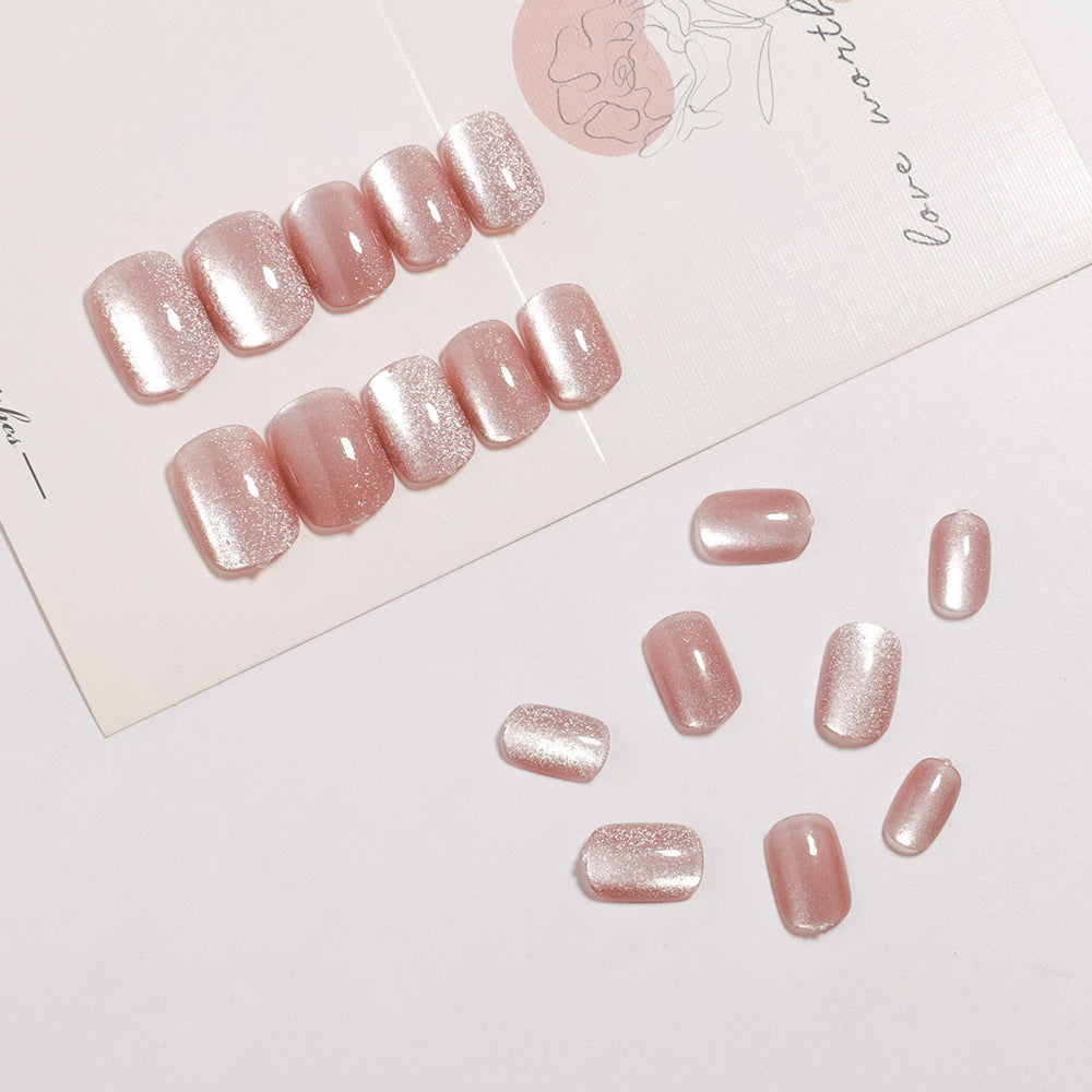 Schimmernde Press-On-Nagelkollektion Brehn