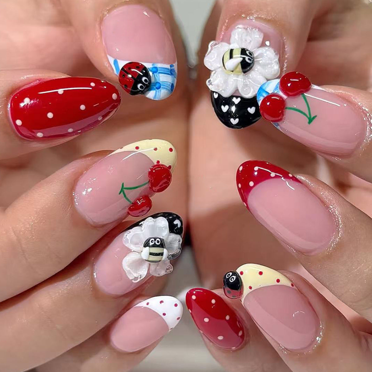 Dekoratives 3D Obst- und Insekten-Nagelkunst-Set Brehn