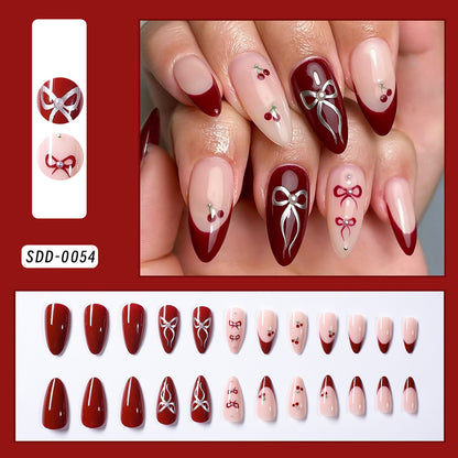 Niedliche Charakter-Themen-Nagelkunst-Tipps