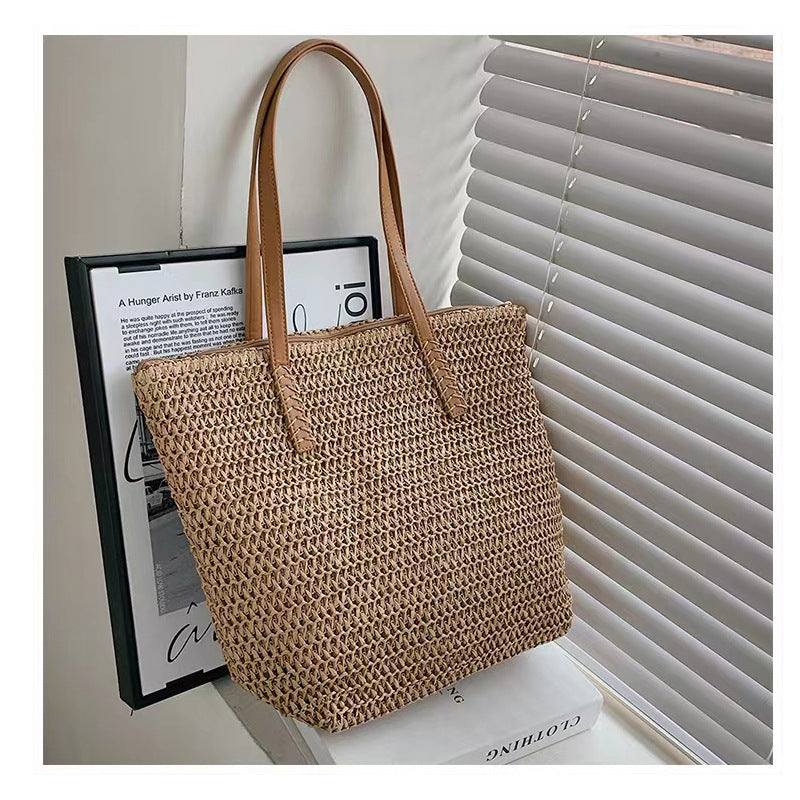 Elegante Basttasche mit Hochwertigen Ledergriffen Brehn