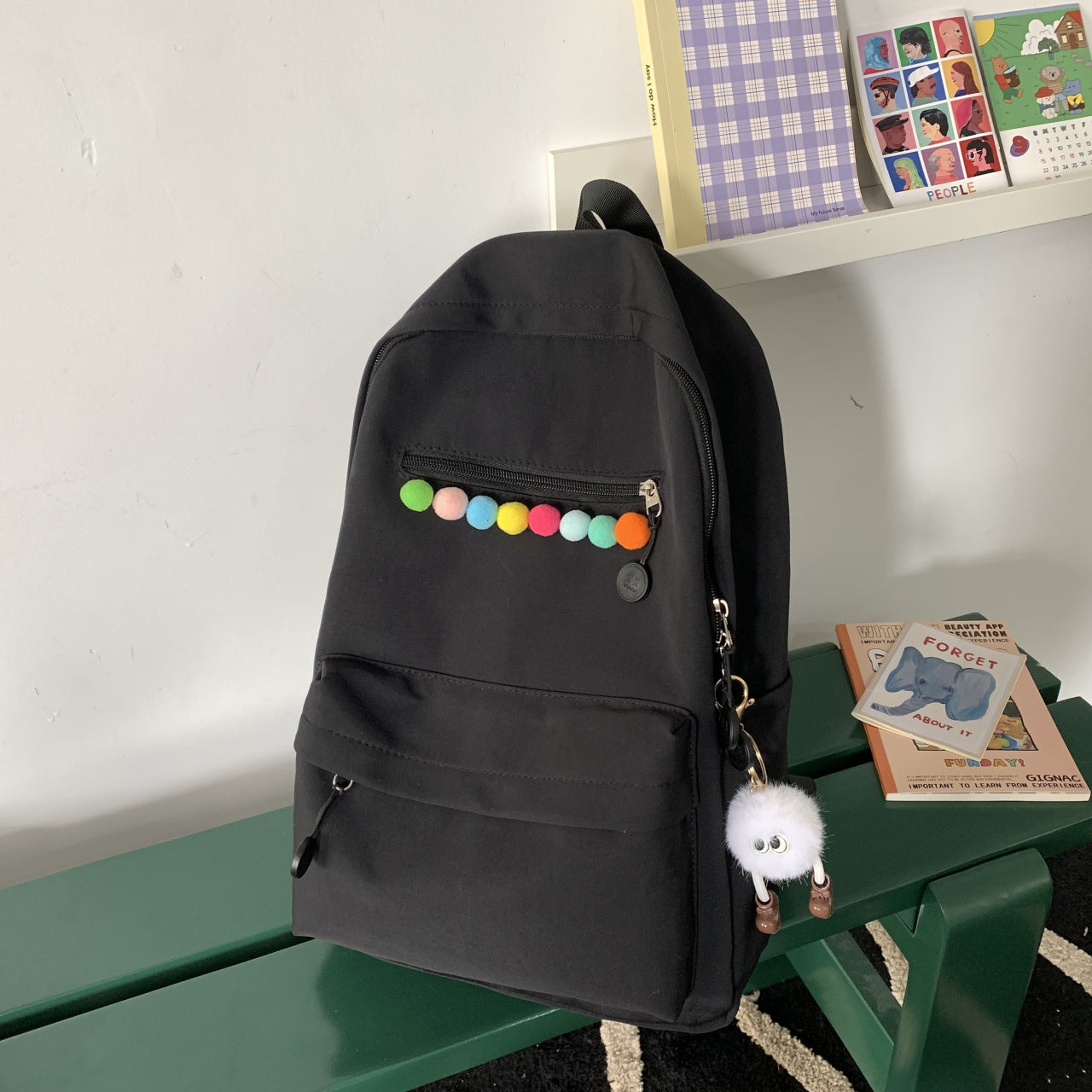 Praktischer Rucksack mit Farbenfrohen Applikationen Brehn