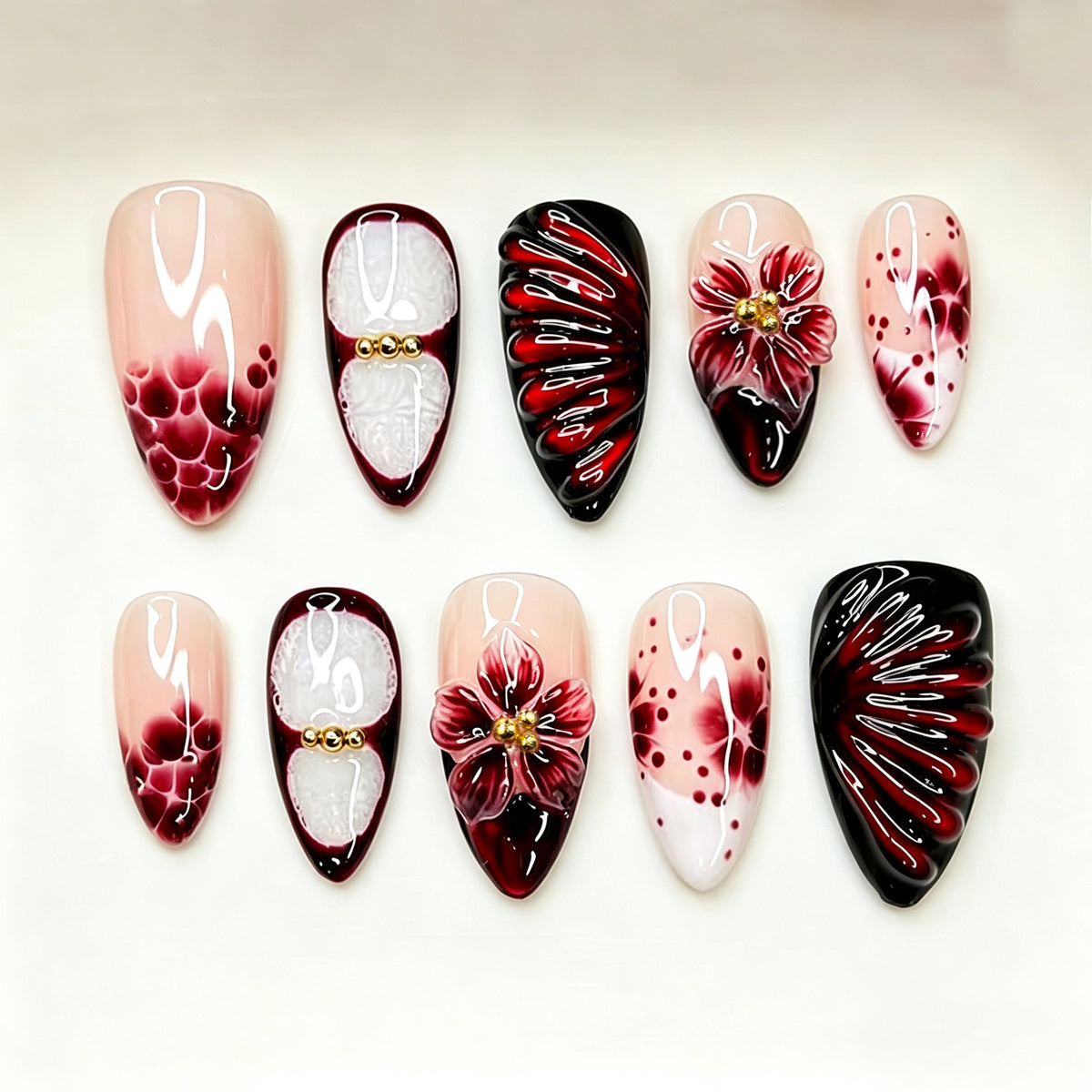 Künstlerisches Floral Nagelset Brehn