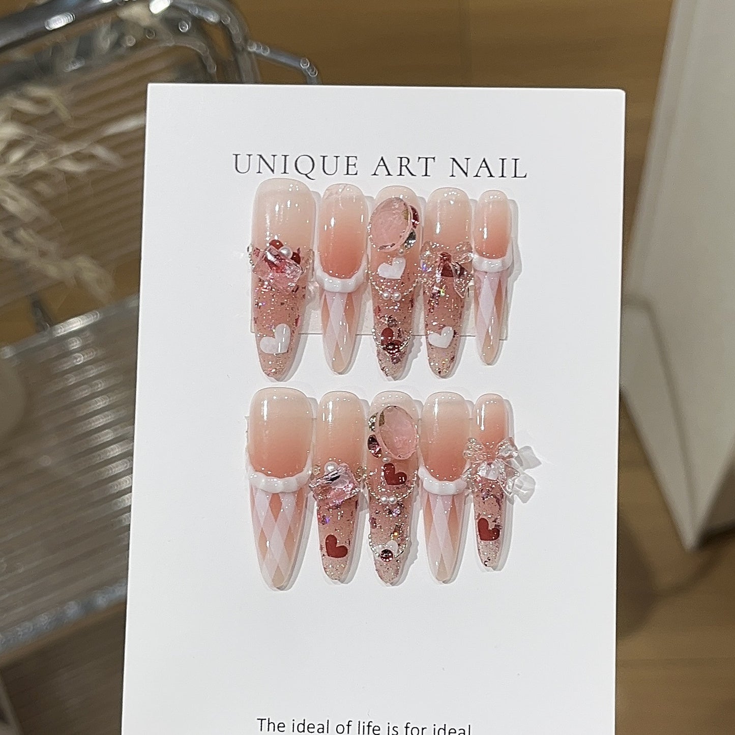 Nail Art Press-On Set Brehn