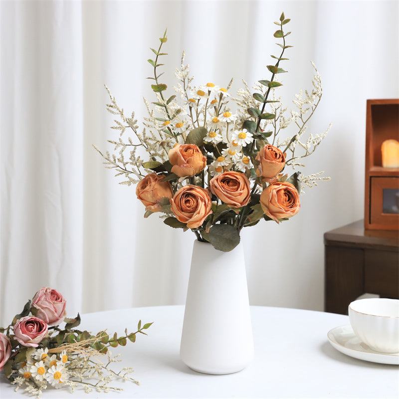 Elegante getrocknete Blumenstrauß