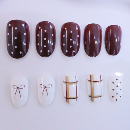 Elegantes Künstlerisches Nagelset Brehn
