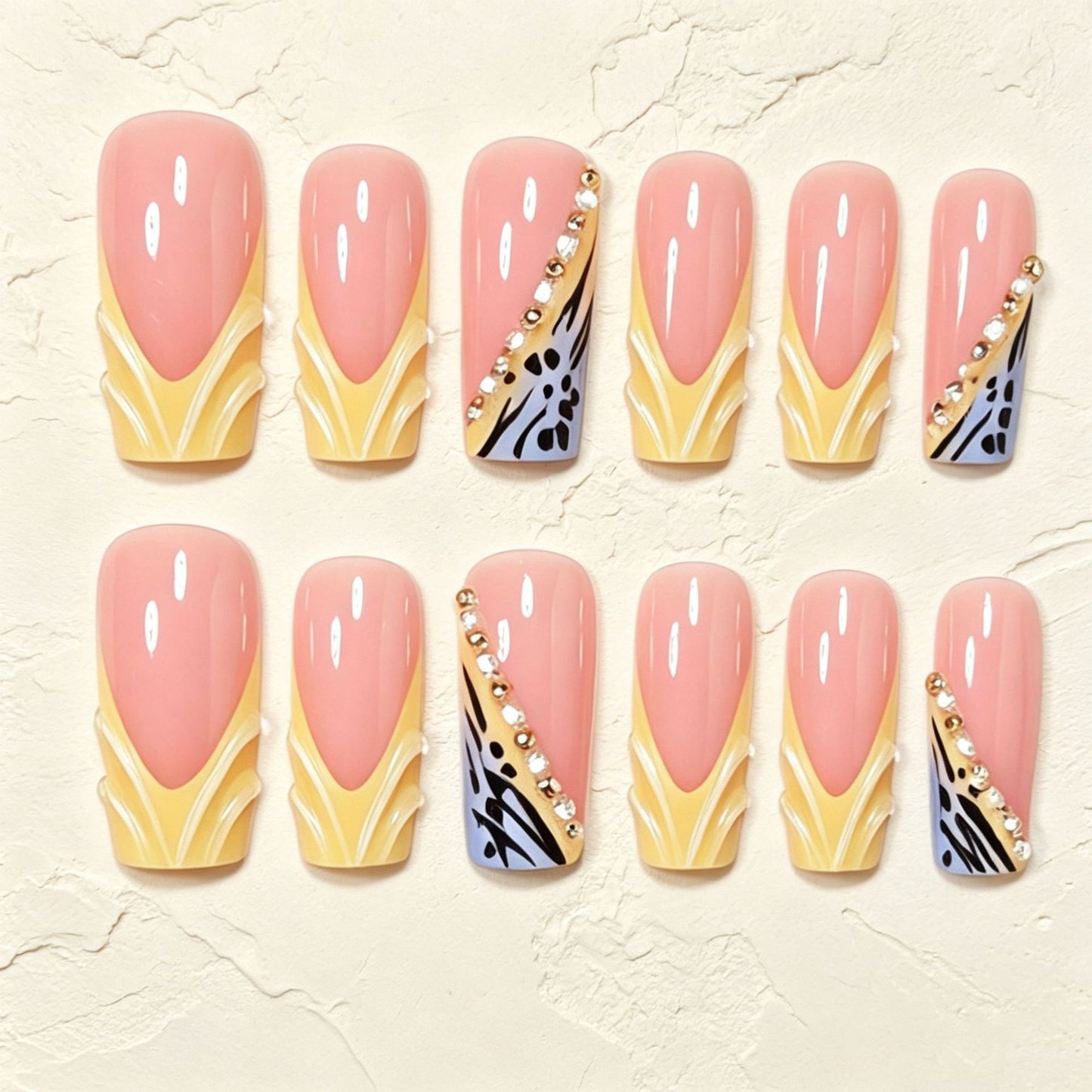 Glamouröse Stiletto Press-On Nagelkunst Set Brehn