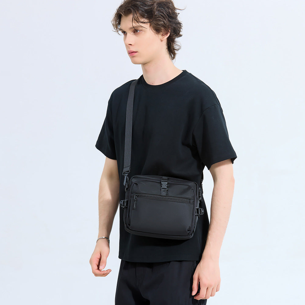 Verstellbare kompakte Slingtasche Brehn
