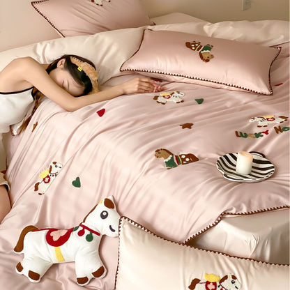 Besticktes Katzenapplikations-Satin-Feeling Bettbezug-Set mit Kontrastpipings und Kissenbezügen
